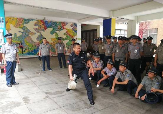長沙紅光保安服務(wù)有限公司,長沙安保服務(wù),長沙安全服務(wù),長沙非武裝押運,勞務(wù)派遣服務(wù) 長沙紅光保安服務(wù)有限公司,長沙安保服務(wù),長沙安全服務(wù),長沙非武裝押運,勞務(wù)派遣服務(wù)