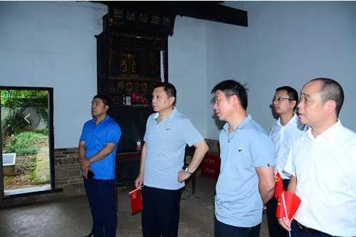 長沙紅光保安服務(wù)有限公司,長沙安保服務(wù),長沙安全服務(wù),長沙非武裝押運(yùn),勞務(wù)派遣服務(wù) 長沙紅光保安服務(wù)有限公司,長沙安保服務(wù),長沙安全服務(wù),長沙非武裝押運(yùn),勞務(wù)派遣服務(wù)