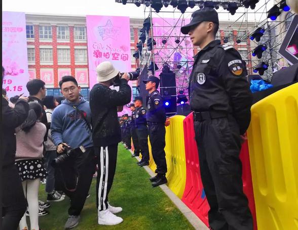 長沙紅光保安服務有限公司,長沙安保服務,長沙安全服務,長沙非武裝押運,勞務派遣服務 長沙紅光保安服務有限公司,長沙安保服務,長沙安全服務,長沙非武裝押運,勞務派遣服務