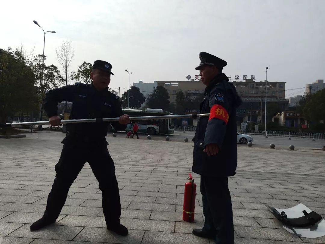 長沙紅光保安服務(wù)有限公司,長沙安保服務(wù),長沙安全服務(wù),長沙非武裝押運(yùn),勞務(wù)派遣服務(wù)