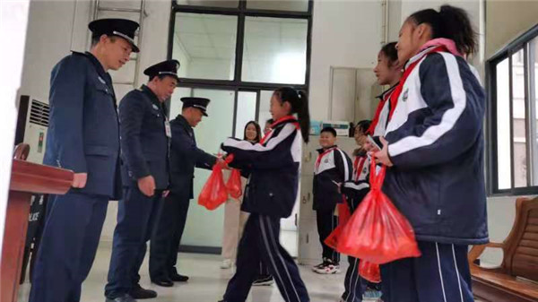 長沙紅光保安服務有限公司,長沙安保服務,長沙安全服務,長沙非武裝押運,勞務派遣服務