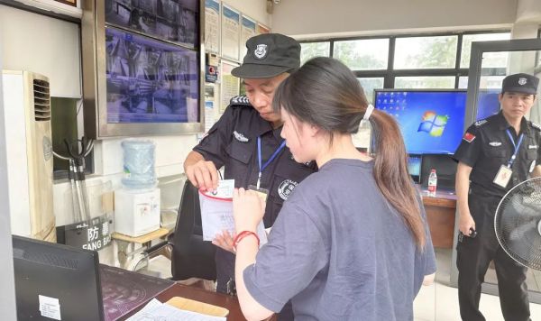 長沙紅光保安服務有限公司,長沙安保服務,長沙安全服務,長沙非武裝押運,勞務派遣服務