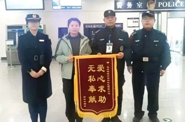 長沙紅光保安服務有限公司,長沙安保服務,長沙安全服務,長沙非武裝押運,勞務派遣服務 長沙紅光保安服務有限公司,長沙安保服務,長沙安全服務,長沙非武裝押運,勞務派遣服務