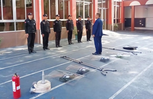 長沙紅光保安服務有限公司,長沙安保服務,長沙安全服務,長沙非武裝押運,勞務派遣服務 長沙紅光保安服務有限公司,長沙安保服務,長沙安全服務,長沙非武裝押運,勞務派遣服務