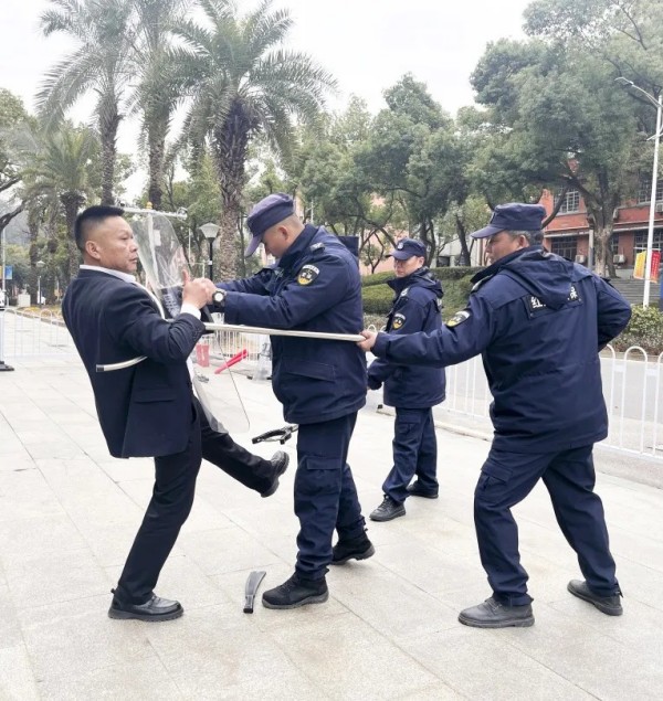 長沙紅光保安服務有限公司,長沙安保服務,長沙安全服務,長沙非武裝押運,勞務派遣服務